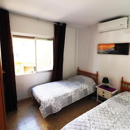 Apartment 2 Bedrooms, 250M Levante Beach Benidorm Bagian luar foto