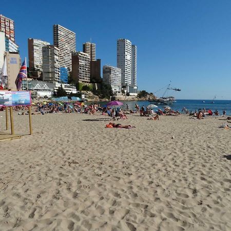 Apartment 2 Bedrooms, 250M Levante Beach Benidorm Bagian luar foto