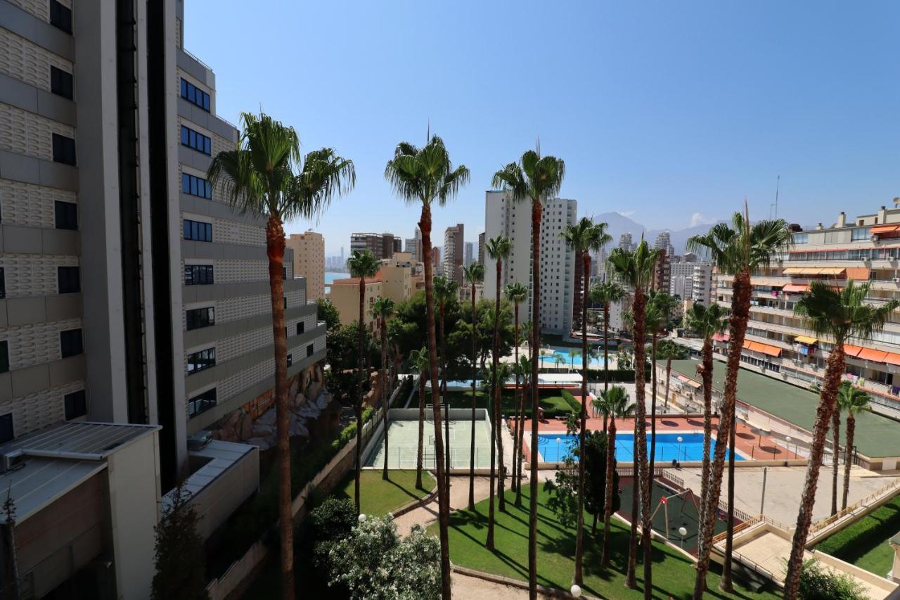 Apartment 2 Bedrooms, 250M Levante Beach Benidorm Bagian luar foto