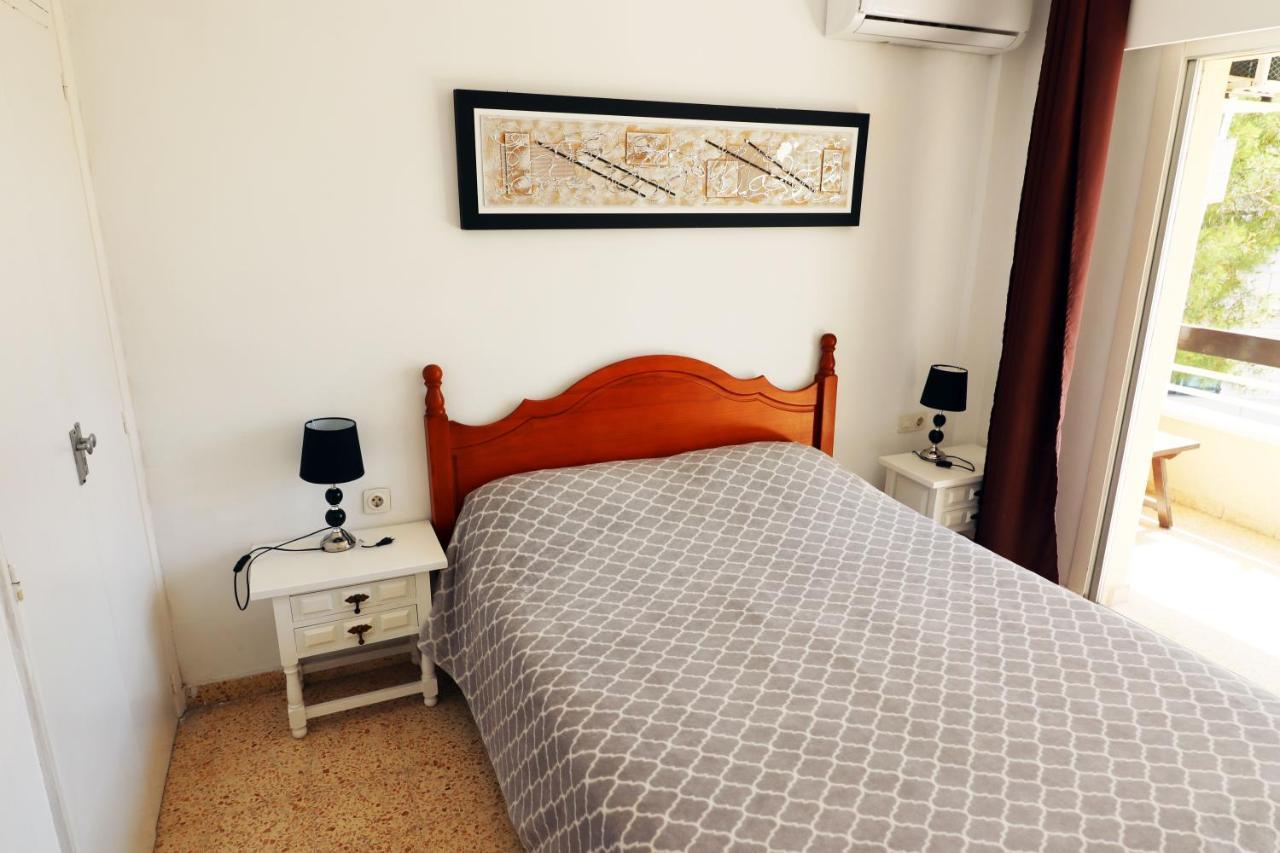 Apartment 2 Bedrooms, 250M Levante Beach Benidorm Bagian luar foto