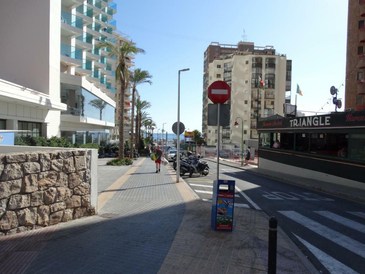 Apartment 2 Bedrooms, 250M Levante Beach Benidorm Bagian luar foto