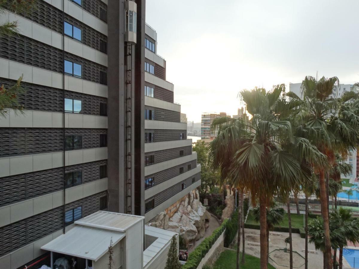 Apartment 2 Bedrooms, 250M Levante Beach Benidorm Bagian luar foto