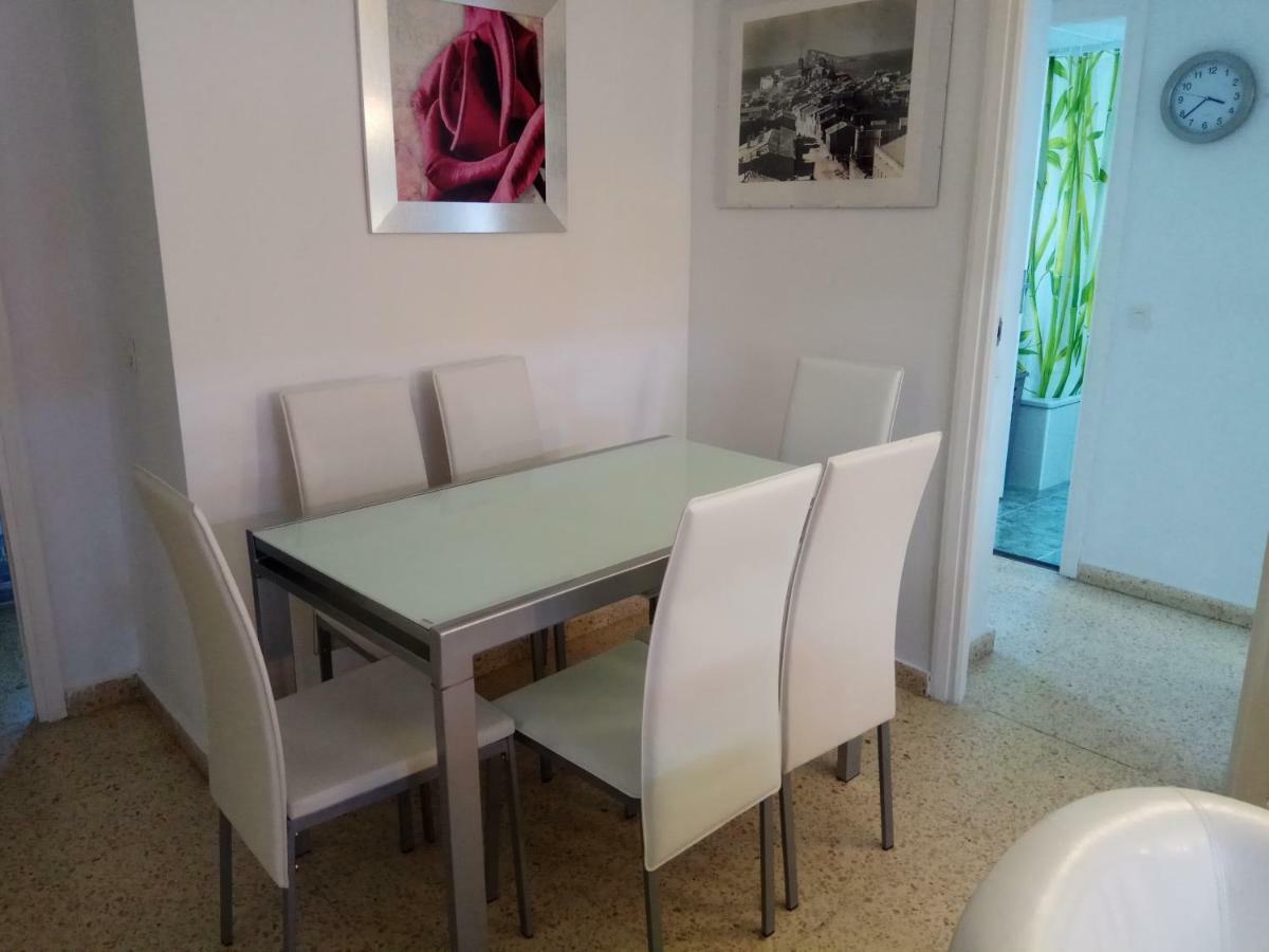 Apartment 2 Bedrooms, 250M Levante Beach Benidorm Bagian luar foto