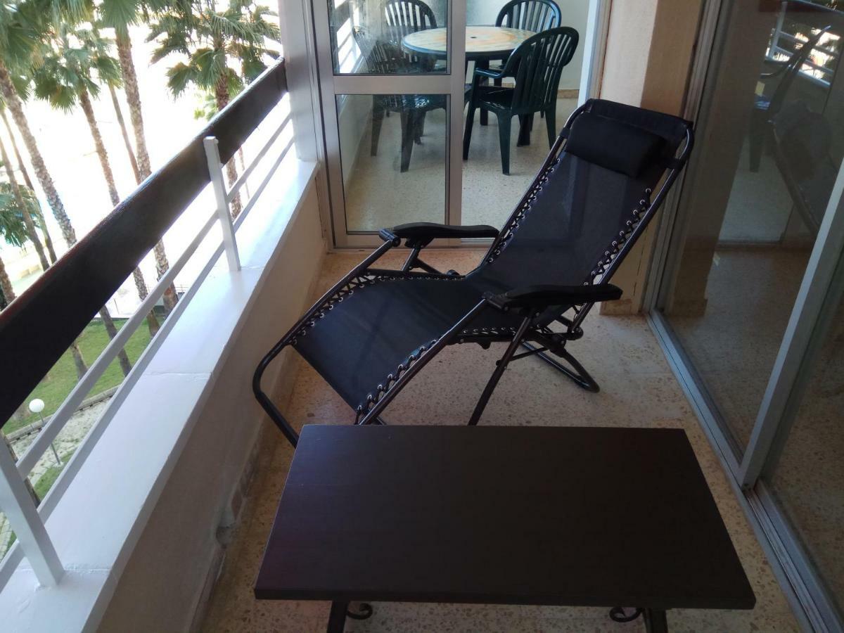 Apartment 2 Bedrooms, 250M Levante Beach Benidorm Bagian luar foto