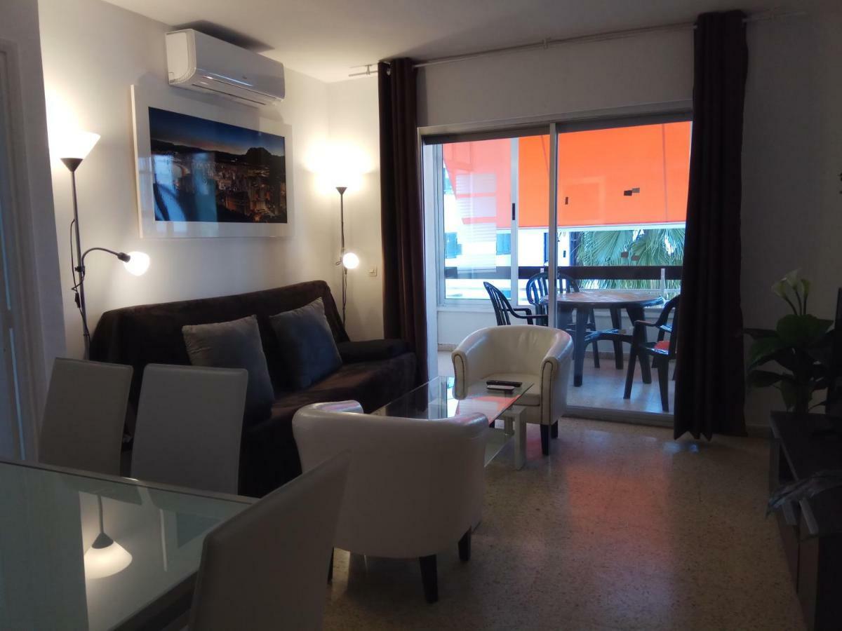 Apartment 2 Bedrooms, 250M Levante Beach Benidorm Bagian luar foto
